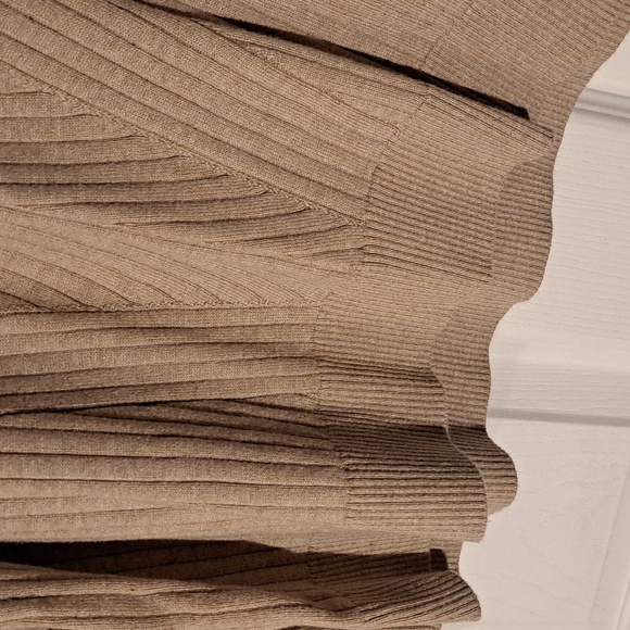 Perry Ellis sweater in light brown size XXL. - Picture 7 of 13